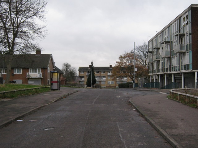 File:Lyndhurst Estate, Beechmount Drive - Wilmot Drive - geograph.org.uk - 1598774.jpg