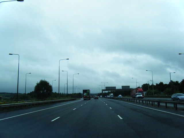 File:M62 eastbound at Simister Island - geograph.org.uk - 3024887.jpg