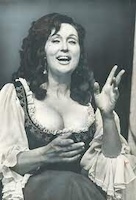 Mignon Dunn as Carmen.jpg