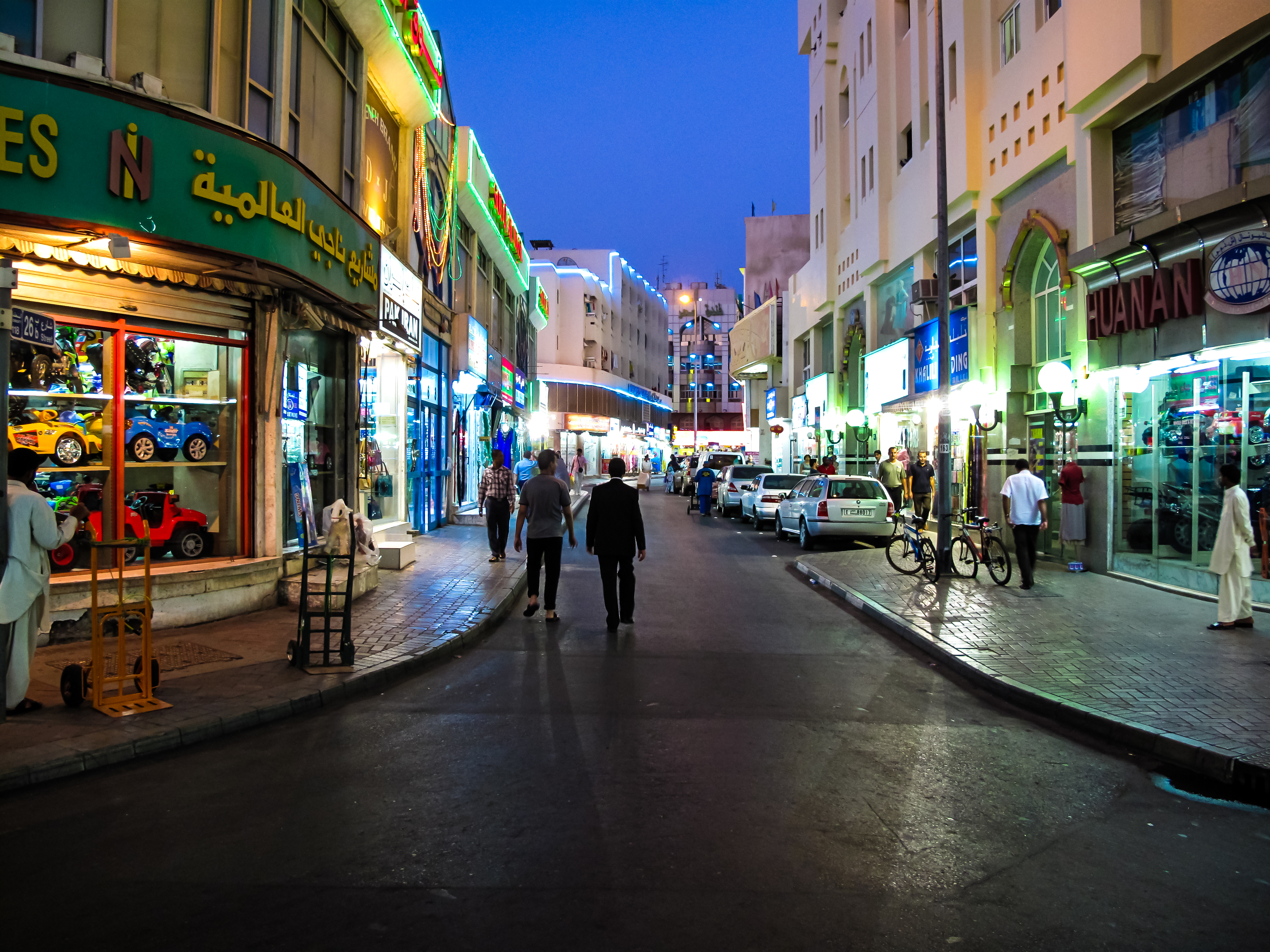 Deira dubai. Дейра Дубай. Дейра Дубай улица. Район Дейра рынок. Дейра улочки.