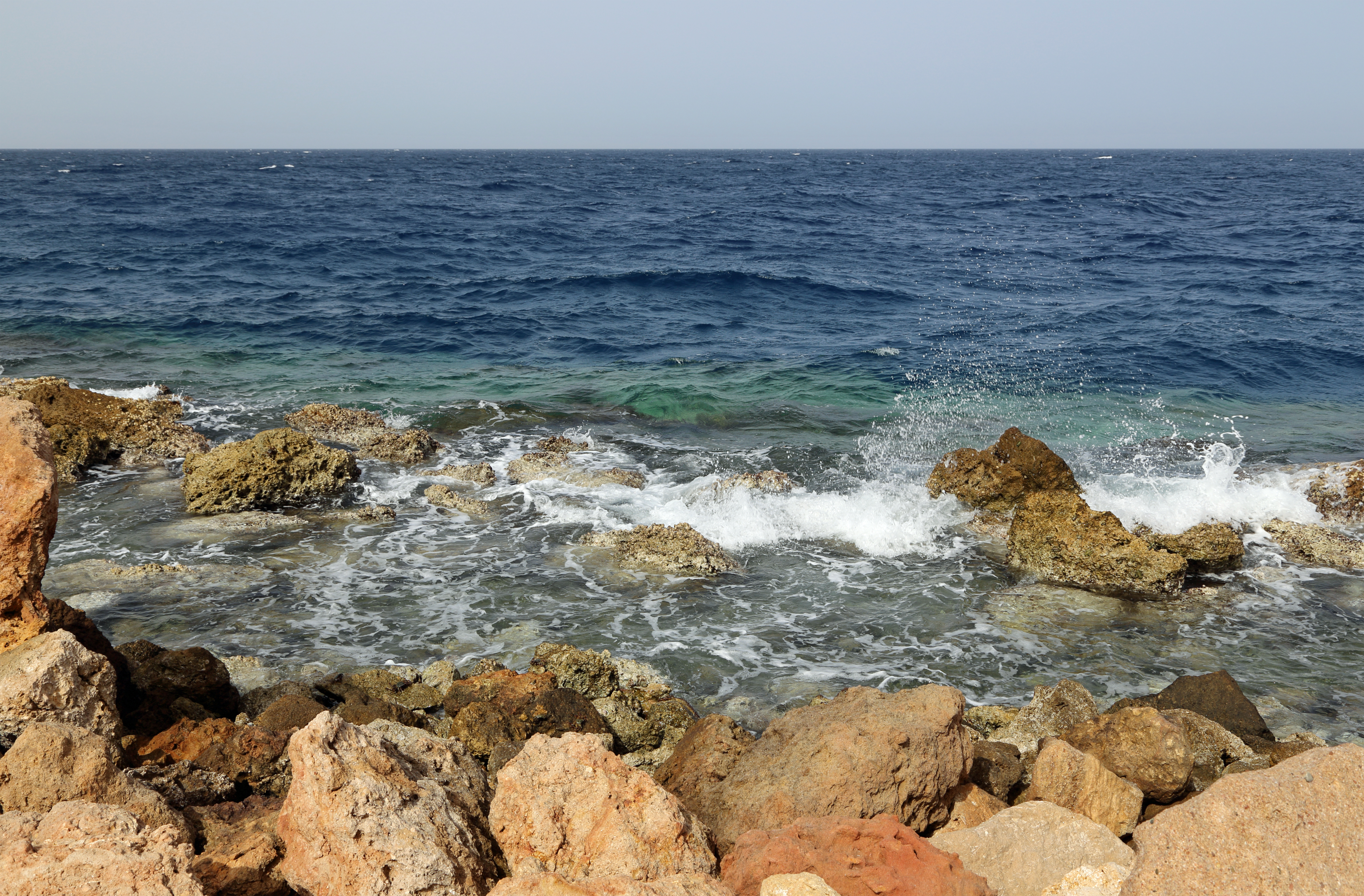 Ветра в красном море. Красное море. Красное море отлив. Красное море в Крыму. Красное море в Анапе.