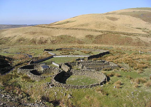 File:Sheepfolds near The Law - geograph.org.uk - 380439.jpg