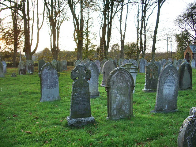 File:St Paul's Church, Causewayhead, Graveyard - geograph.org.uk - 600847.jpg