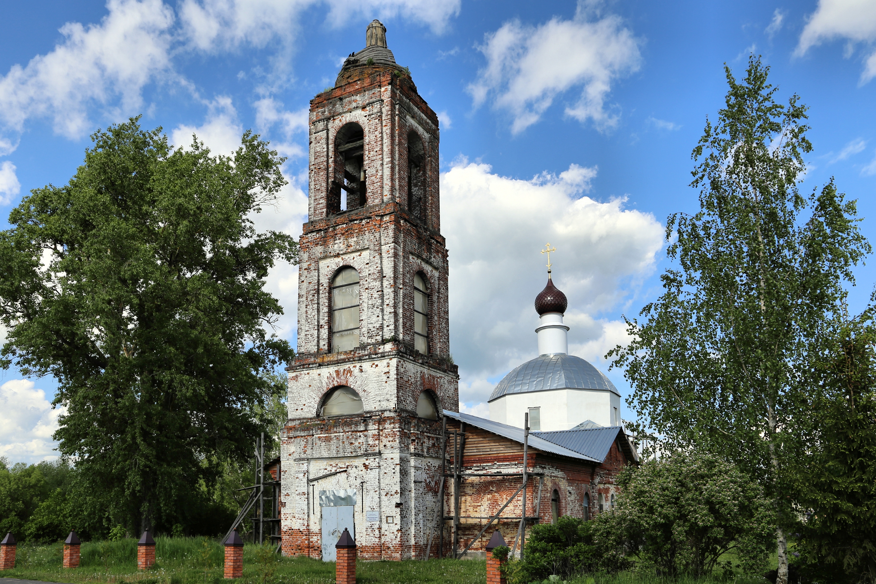 Дер семеновское. Храм в Семеновском Раменский район.