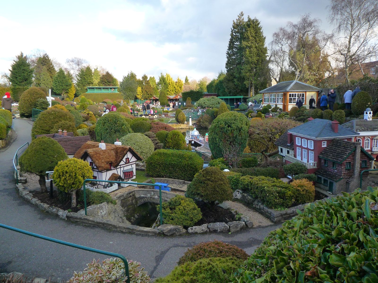 Model village. Bekonscot model Village. Bekonscot model Village photos. Bekonscot.