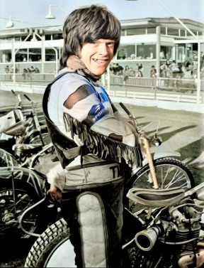 <span class="mw-page-title-main">Bob Coles</span> British motorcycle speedway rider