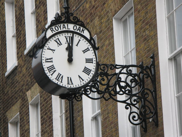 File:Clock on an office in John Street, WC1 - geograph.org.uk - 1237251.jpg