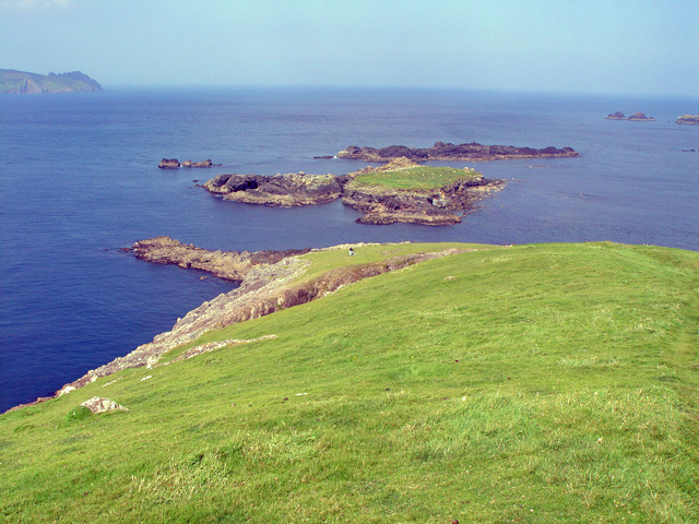 File:Great Blasket Island - geograph.org.uk - 923767.jpg