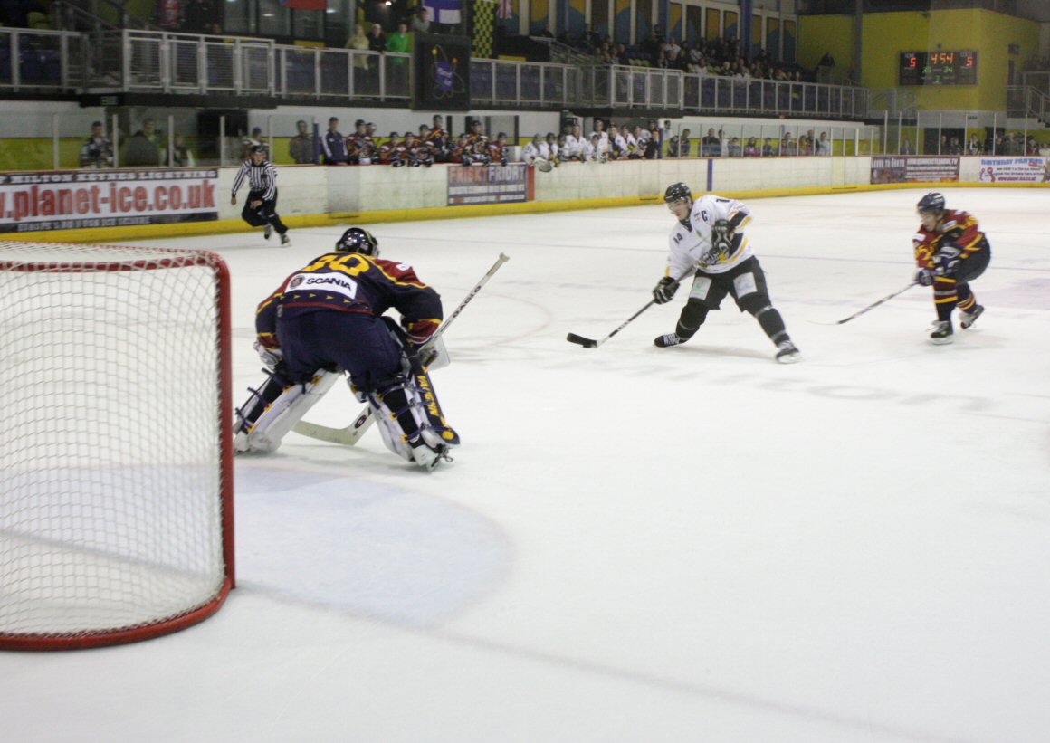 Breakaway (ice hockey)