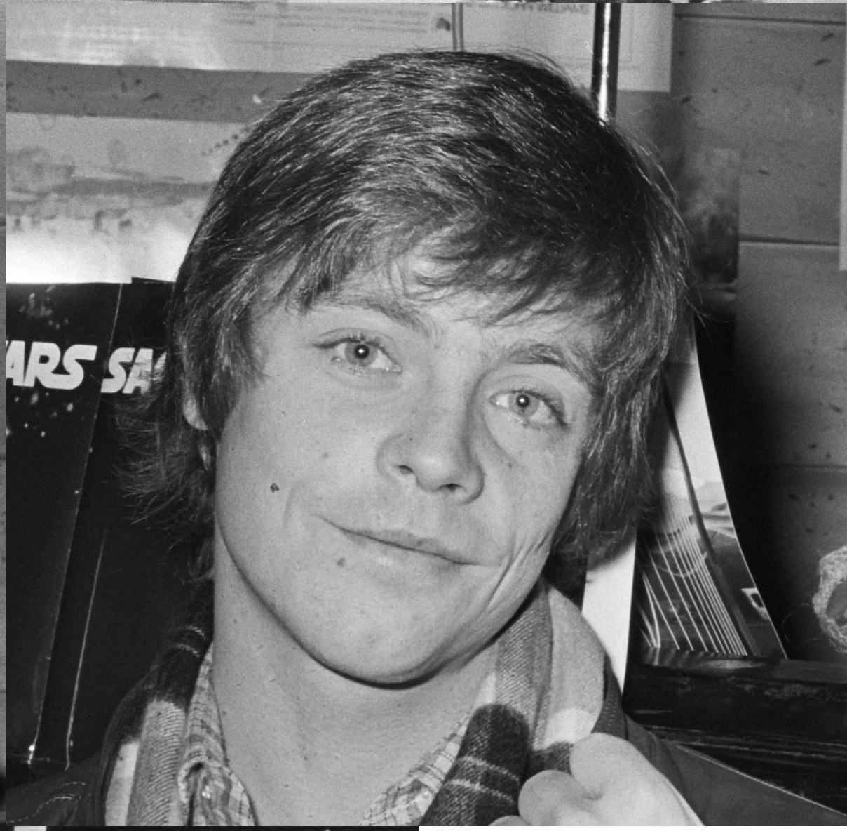 Young Mark Hamill looking like a boss, heading out for a night on the town  (1980s) - 9GAG