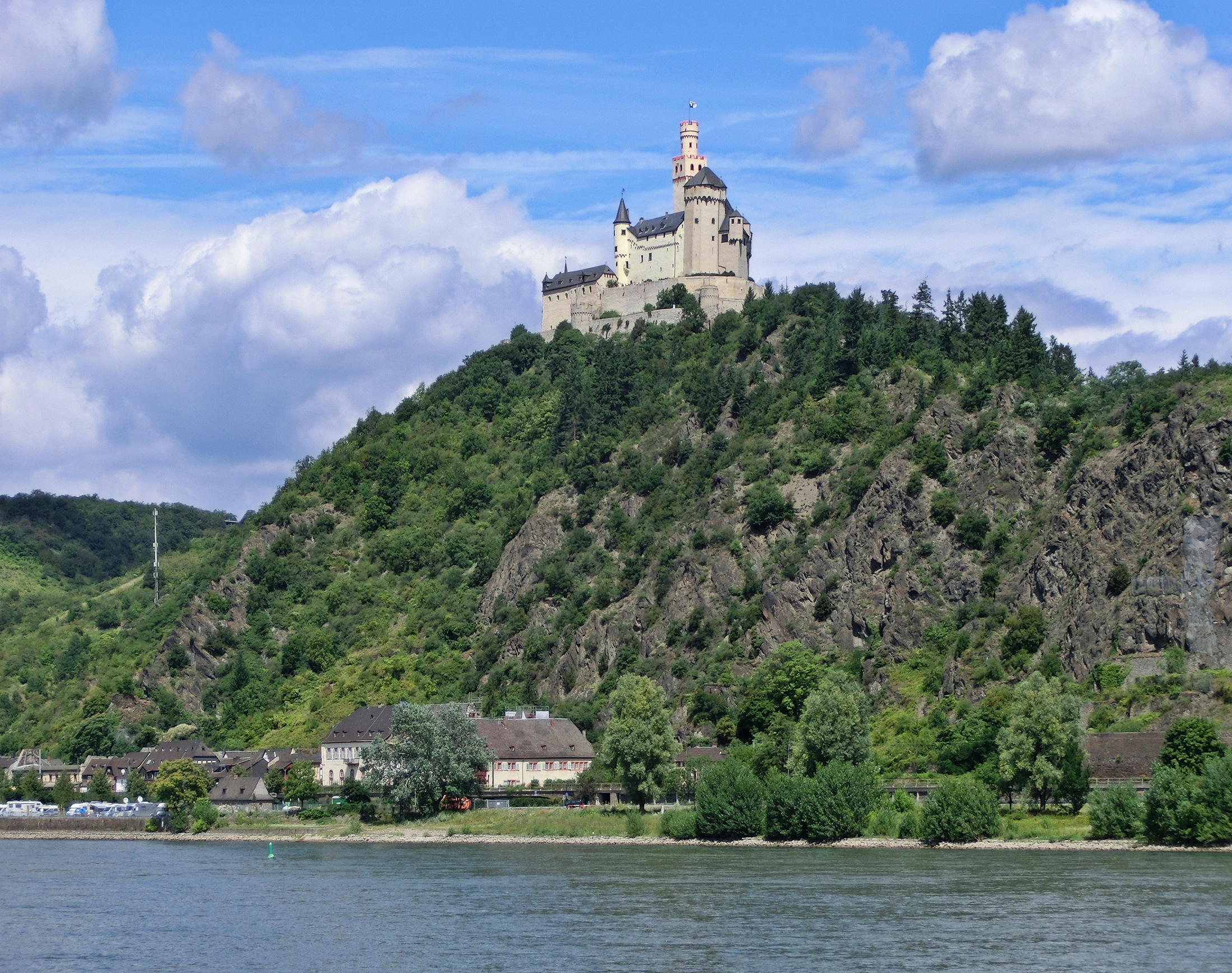 castle eberstein megismerni egymást)