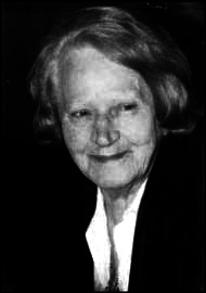 File:Matilde Alba Swann.jpg