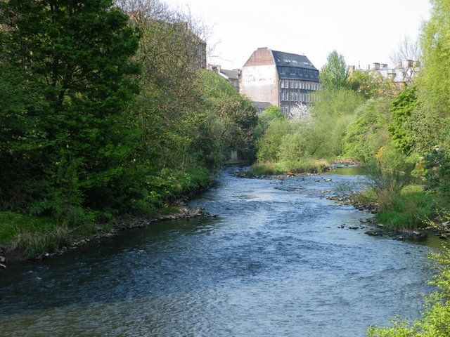 File:River Kelvin - geograph.org.uk - 1278092.jpg