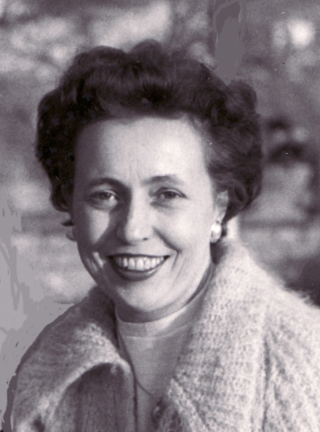 Image of Éva Saáry from Wikidata