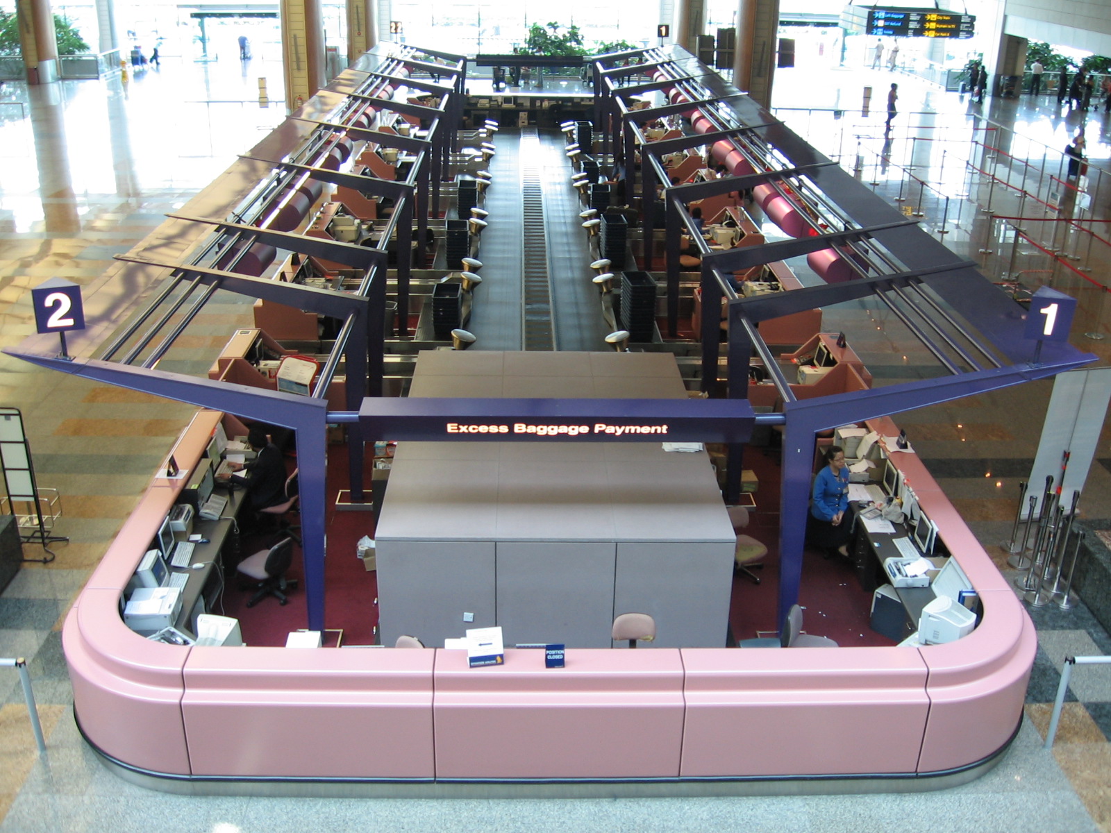 File:Changi Airport, Terminal 2, Departure Hall 3.JPG - Wikimedia