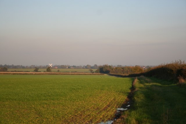 File:View towards Heapham - geograph.org.uk - 274764.jpg