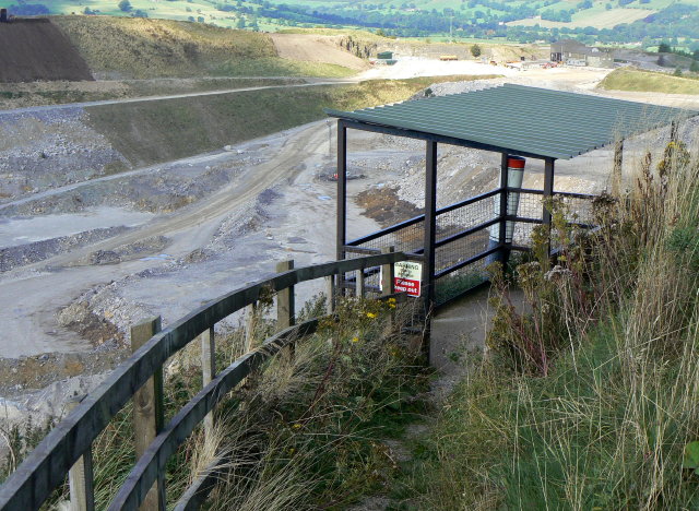 File:Viewing platform - geograph.org.uk - 1485315.jpg