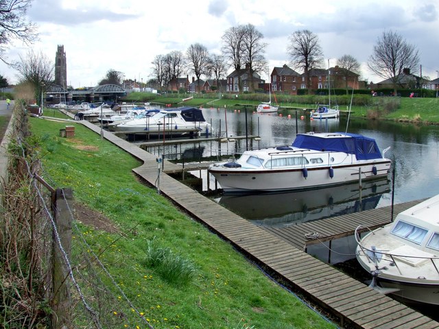 File:Witham Bank East, Boston - geograph.org.uk - 777430.jpg