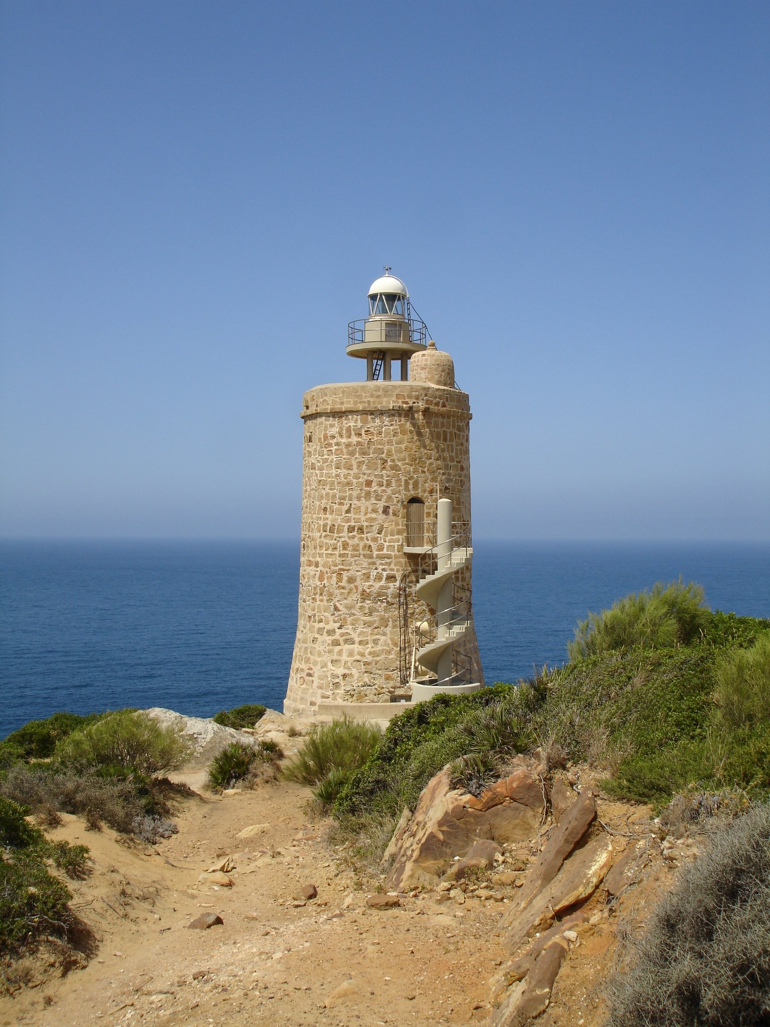 Посетил маяк. Остров Фарос. Древний Маяк Форос. Tarifa Маяк. Маяк мыс рока.