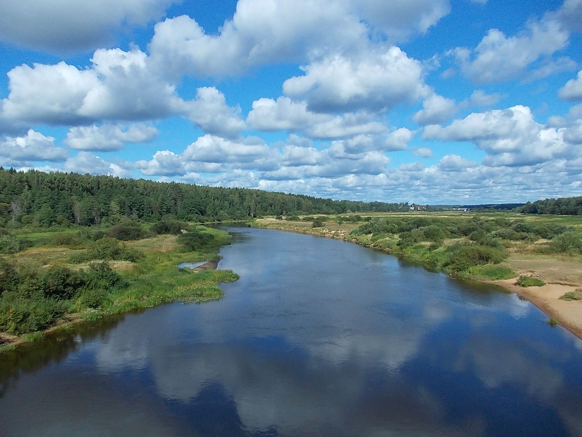 луга река