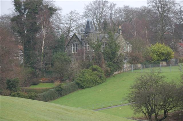 File:Barnum House - geograph.org.uk - 347679.jpg