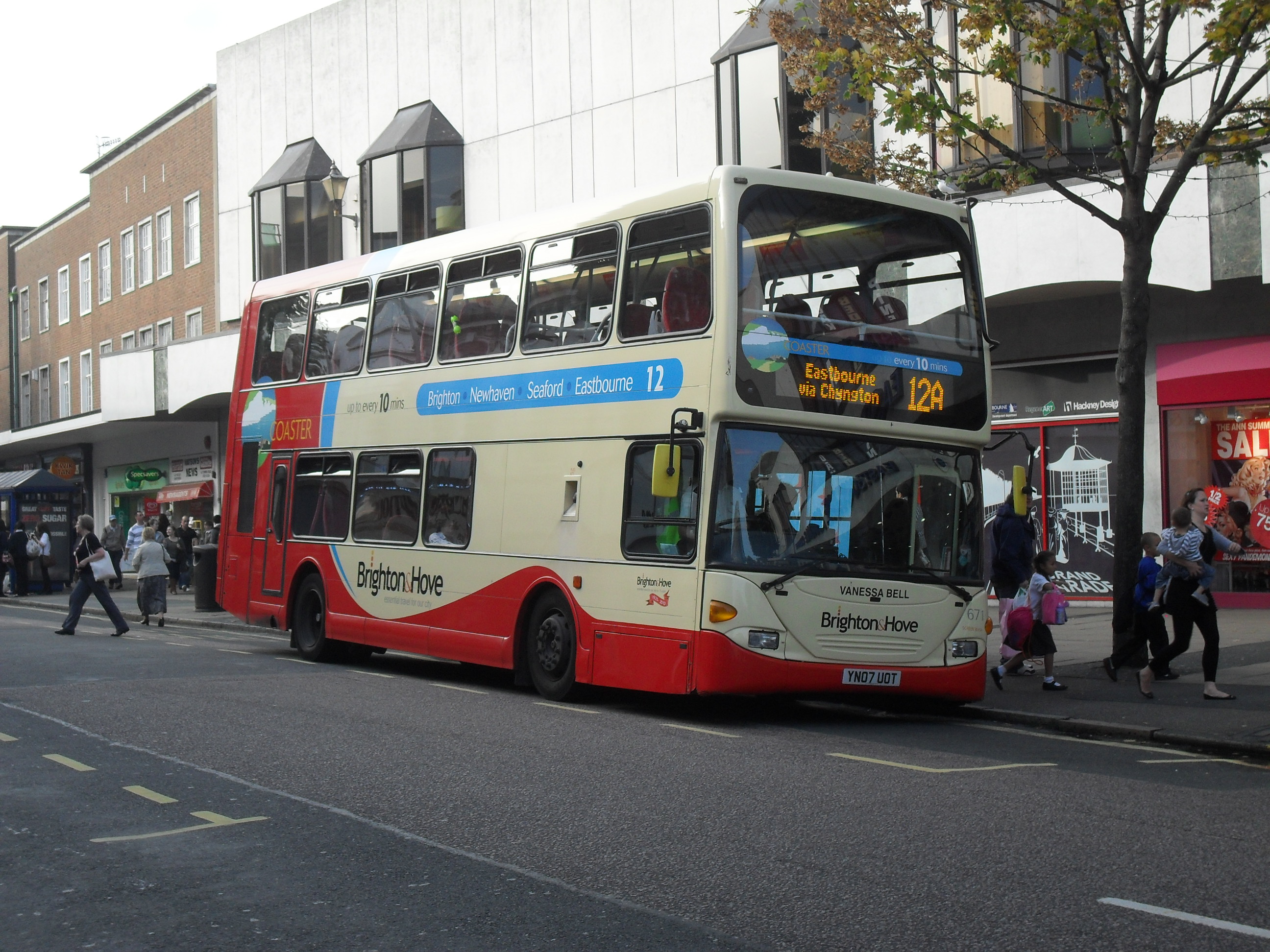 File Brighton Hove bus YN07 UOT.jpg Wikimedia Commons