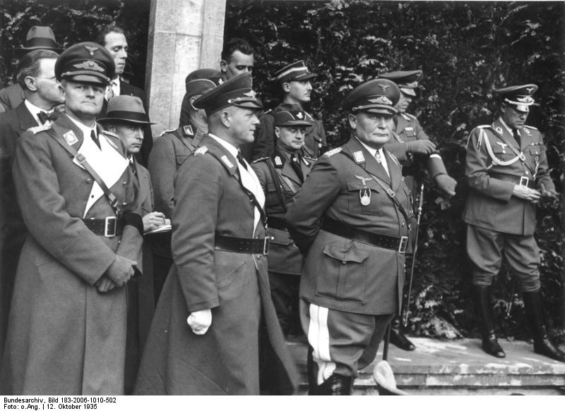 File:Bundesarchiv Bild 183-2006-1010-502, Berlin, Richtfest des Reichsluftfahrministeriums.jpg