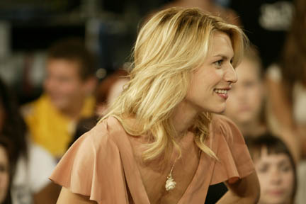 File:Claire Danes at Much Music by Robin Wong 2.jpg