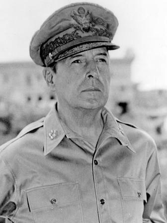 File:Douglas MacArthur 58-61 (1).jpg