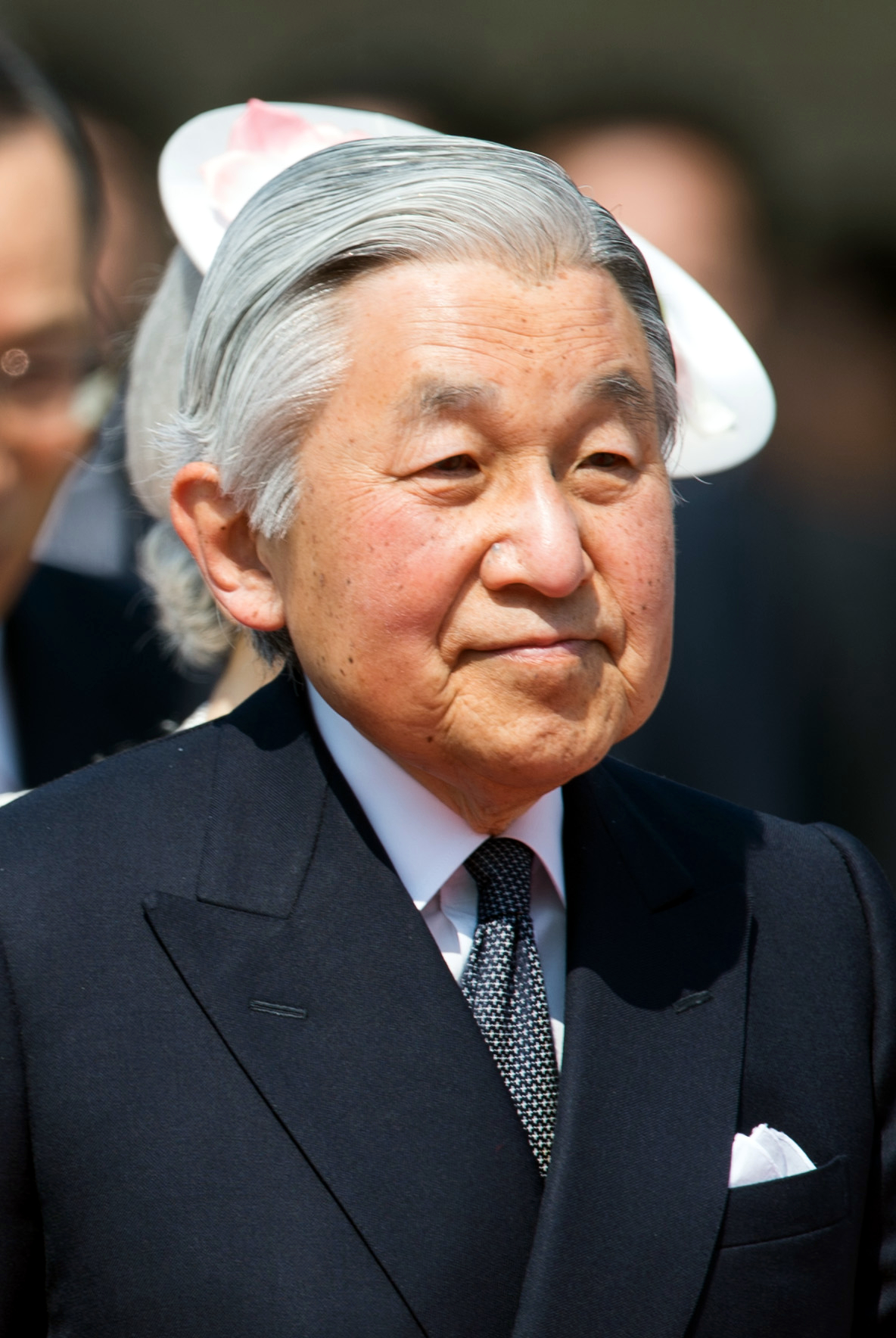 Emperor Akihito cropped 2 Barack Obama and Emperor Akihito 20140424.jpg