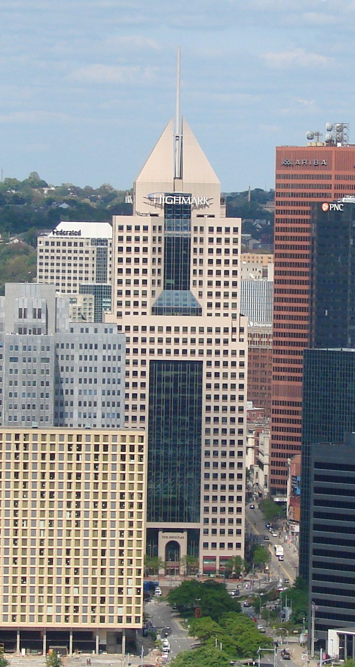 Fifth Avenue Place