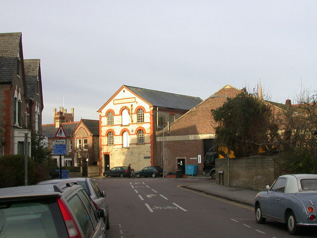 File:Former furniture warehouses, Glisson Road - geograph.org.uk - 664725.jpg