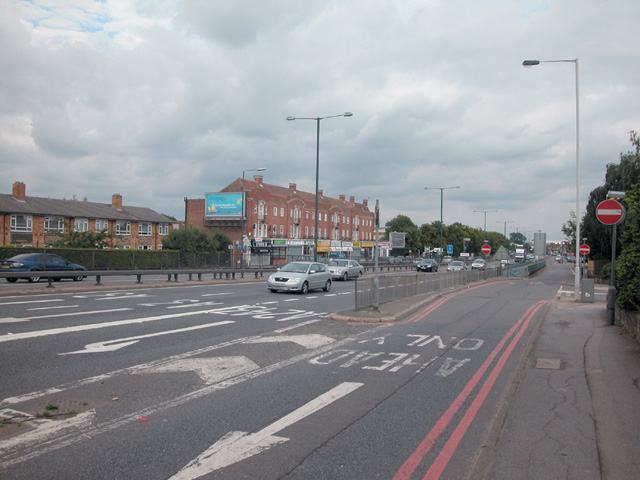 File:Hook underpass - geograph.org.uk - 134835.jpg