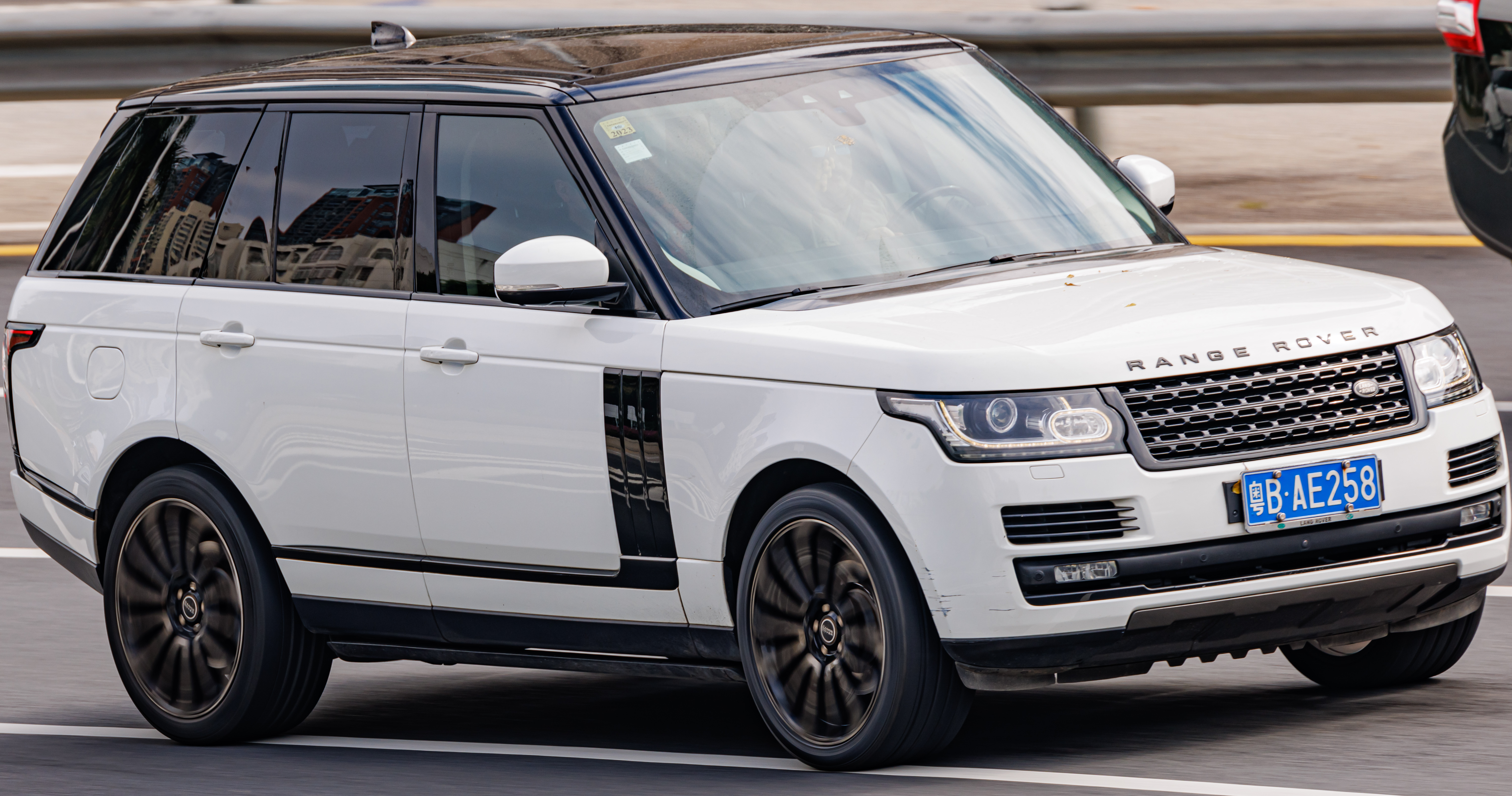 Range Rover l405