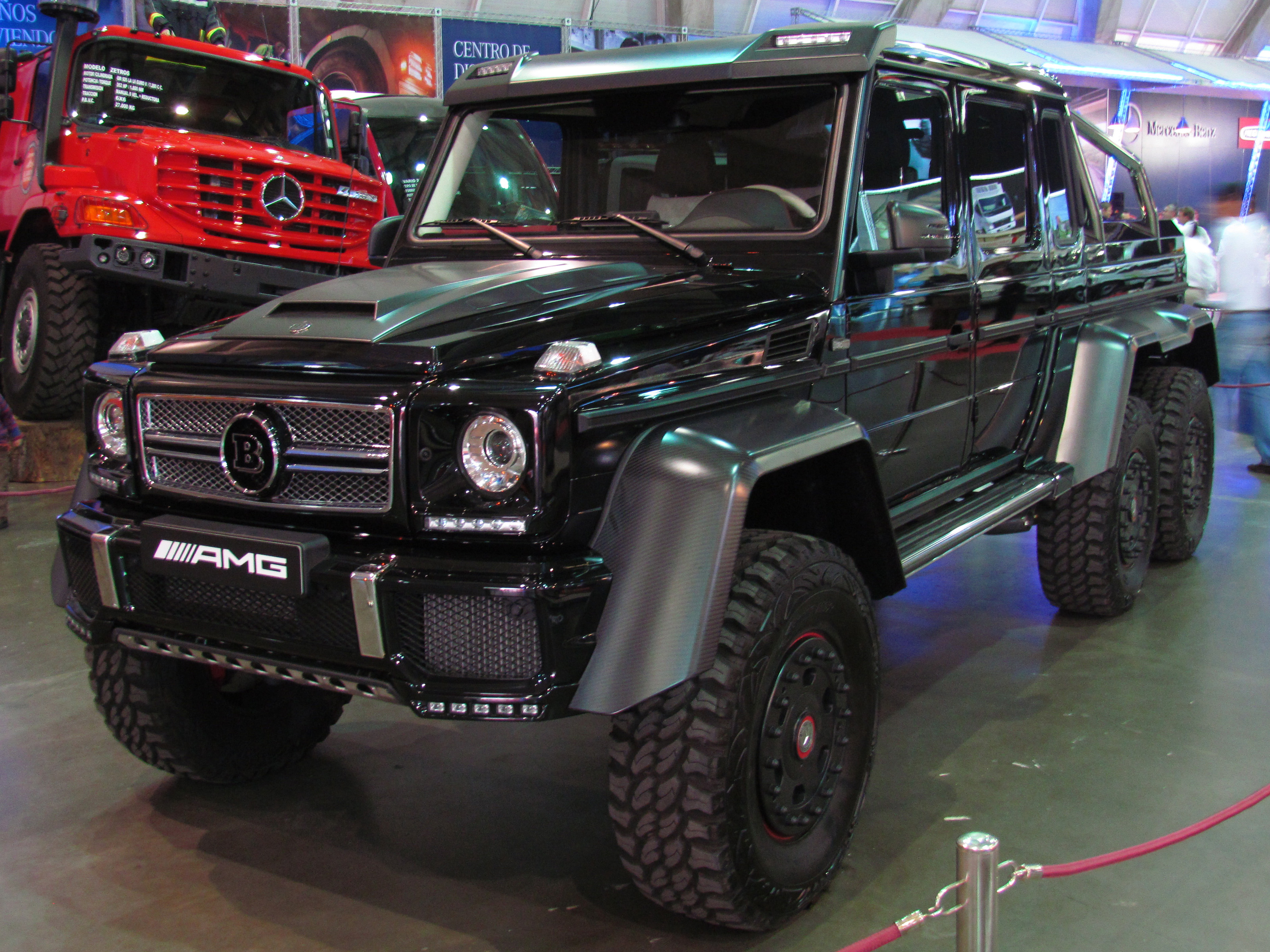 Гелик 6х6. Mercedes Benz g63 AMG 6x6 Brabus. G63 6x6 Brabus. Мерседес 6 на 6 Брабус. Брабус Мерседес 6x6.