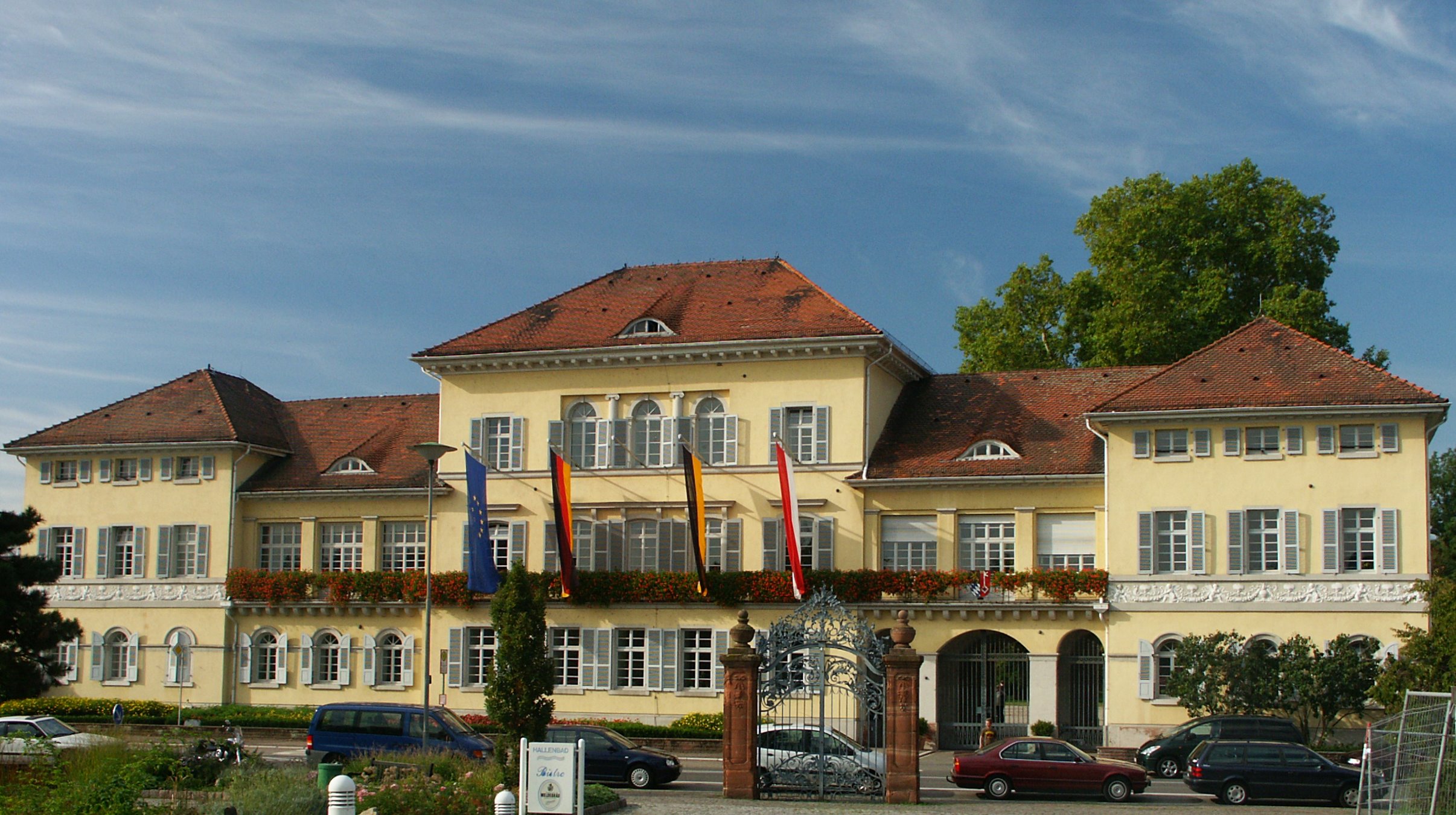 Neo-classicism castle in Neckarhausen