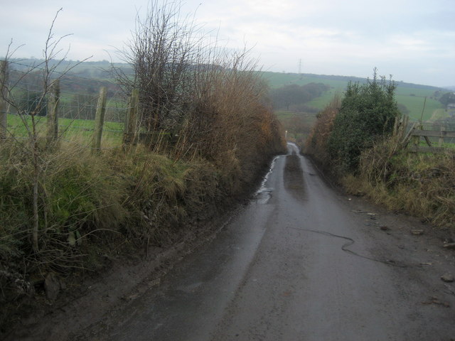 File:New Lane approaching Scholebrook - geograph.org.uk - 1141740.jpg