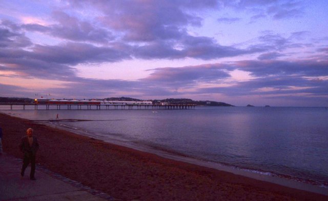 File:Paignton Pier in the evening - geograph.org.uk - 1451130.jpg