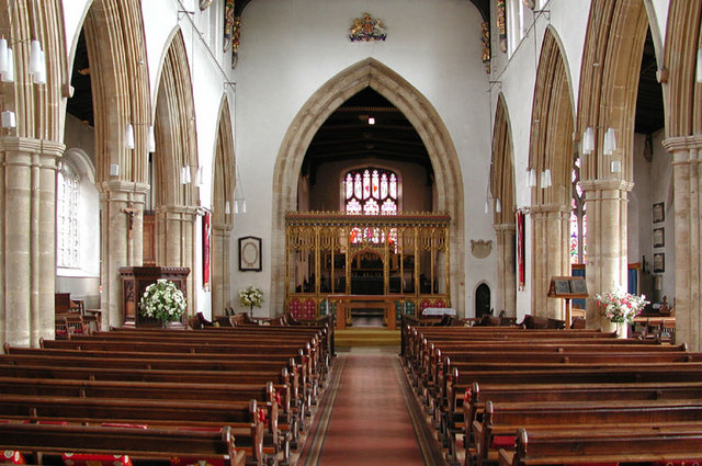 File:SS Peter and Paul, Newport Pagnell, Bucks - East end - geograph.org.uk - 332102.jpg