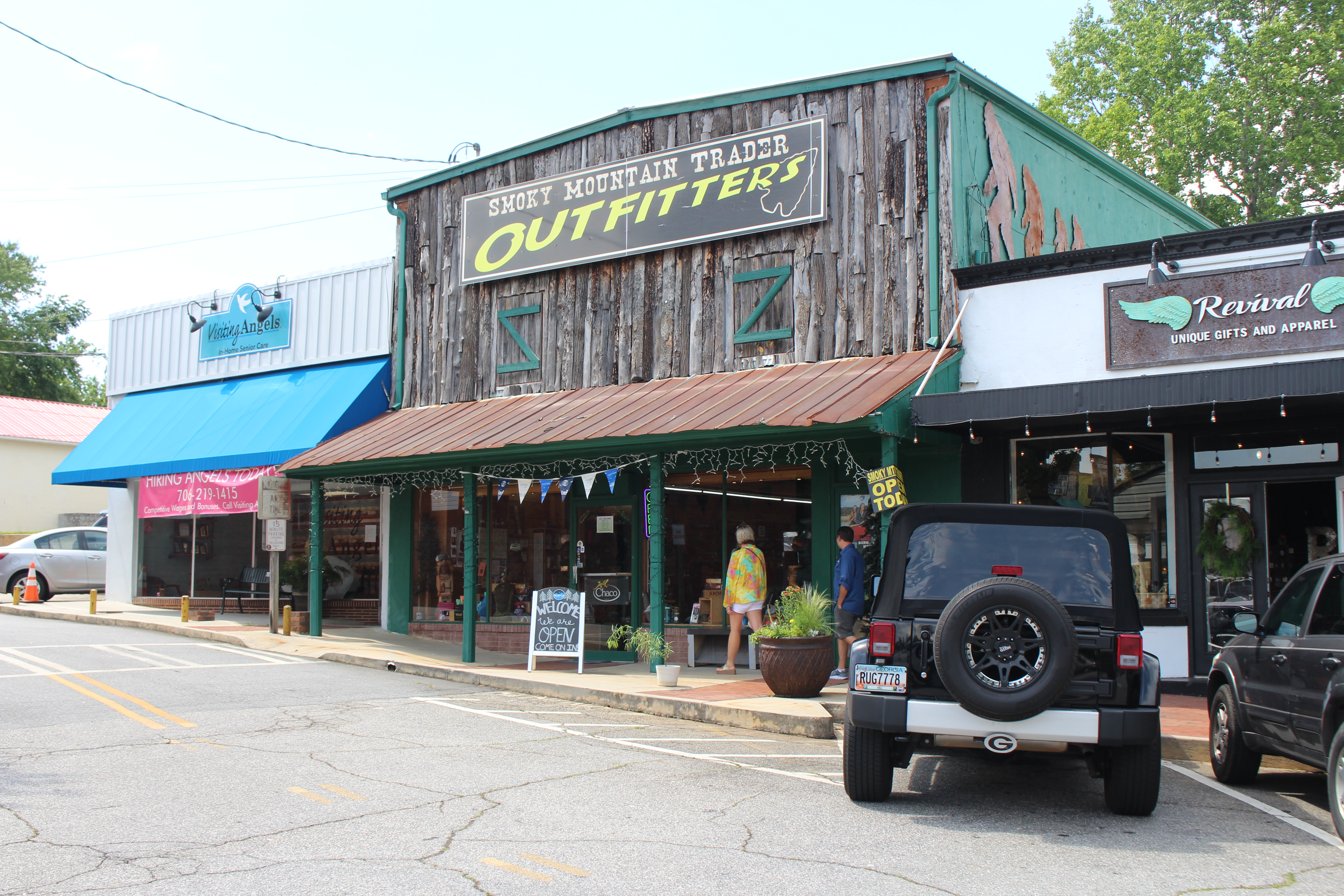 Smoky Mountain Trader Outfitters, Cleveland.jpg. 