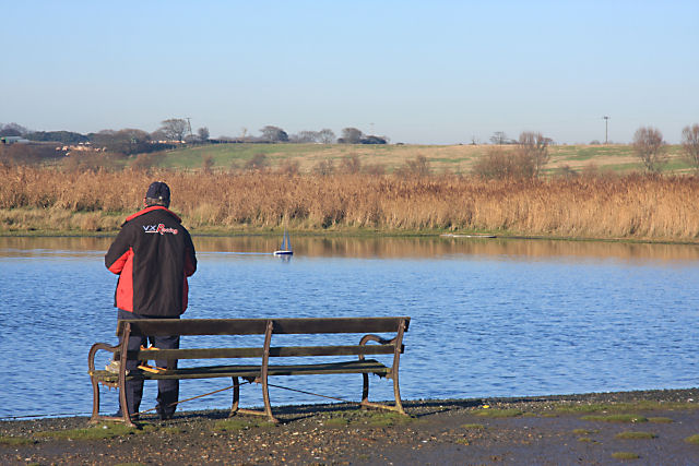 File:Southwold Model Boat Pond - geograph.org.uk - 1073235.jpg