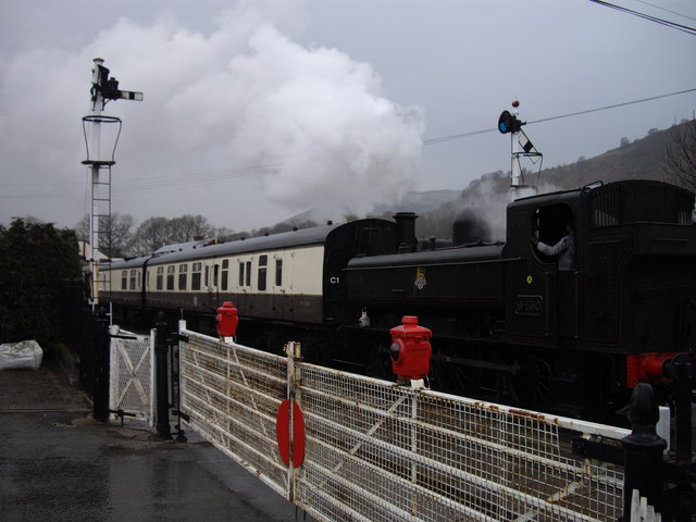 File:Steam Train passing Level Crossing - geograph.org.uk - 1241167.jpg