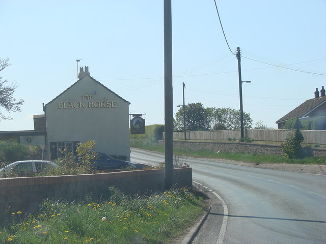 File:The Black Horse, Ainderby Quernhow. - geograph.org.uk - 419984.jpg
