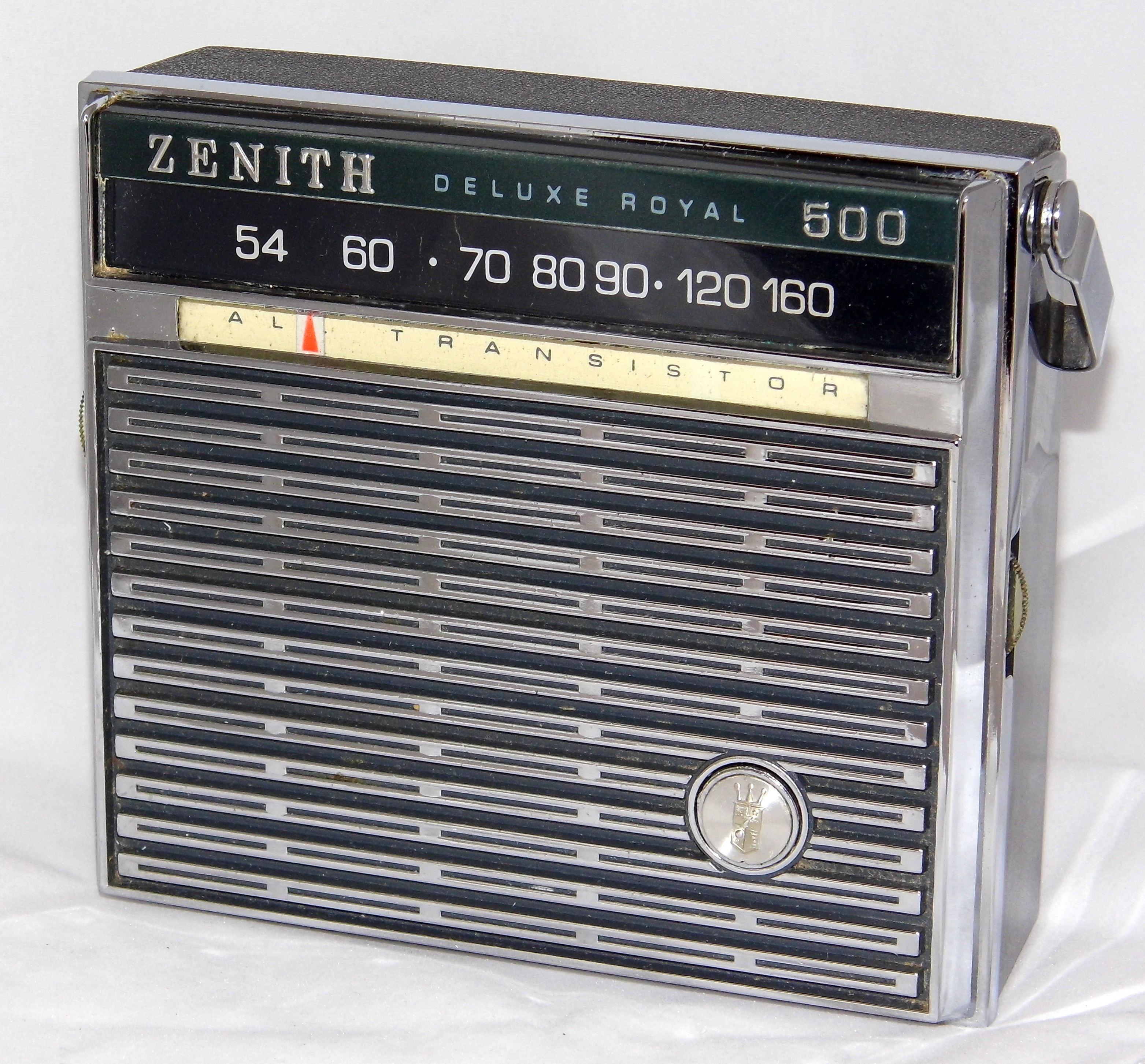 Радио рояль. Роял радио. Роял Зенит. 1957 Transistor Radio. Транзистор Зенит рояль.