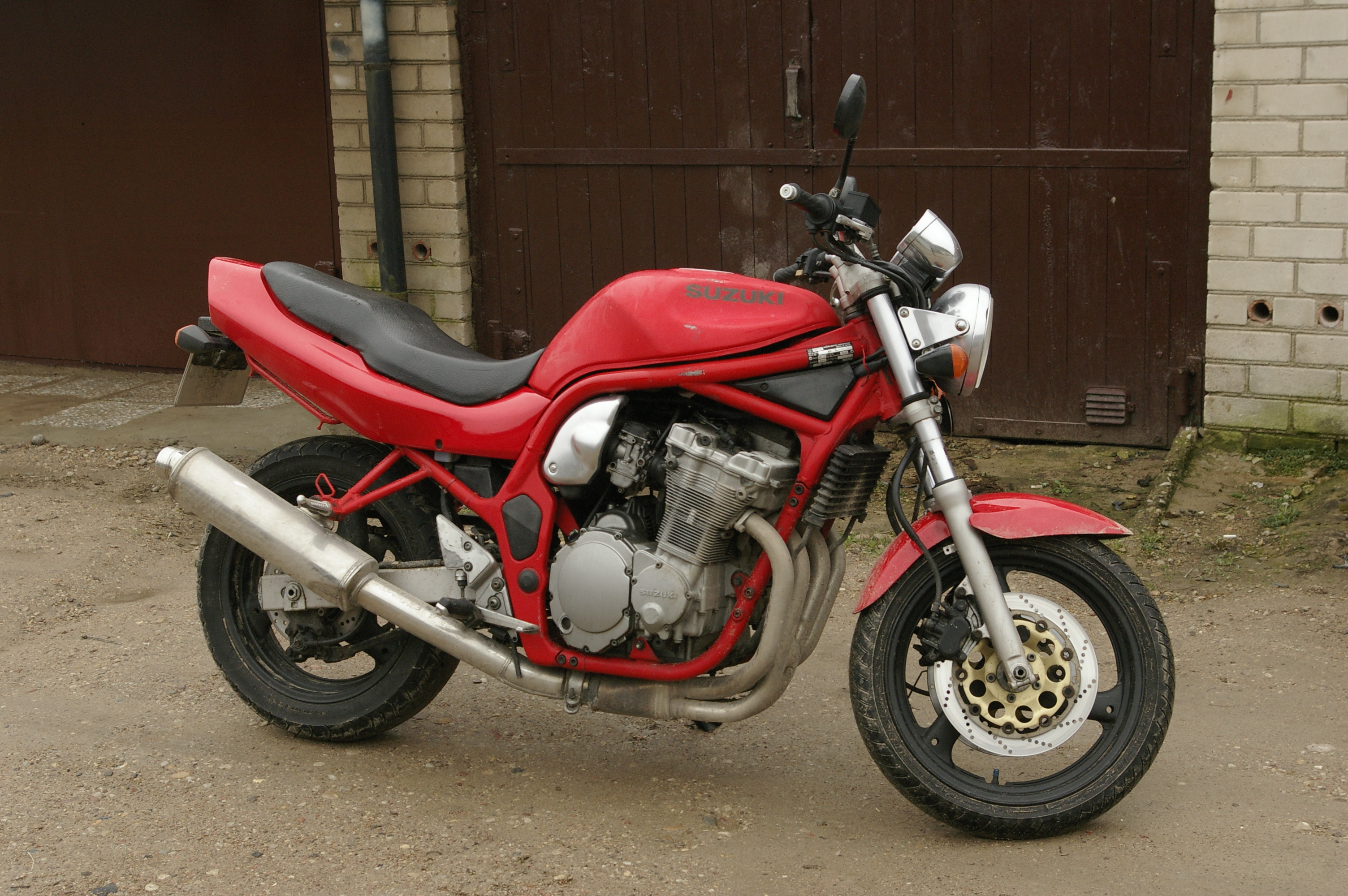 File:1996 Suzuki GSF600 Bandit.JPG - Wikipedia