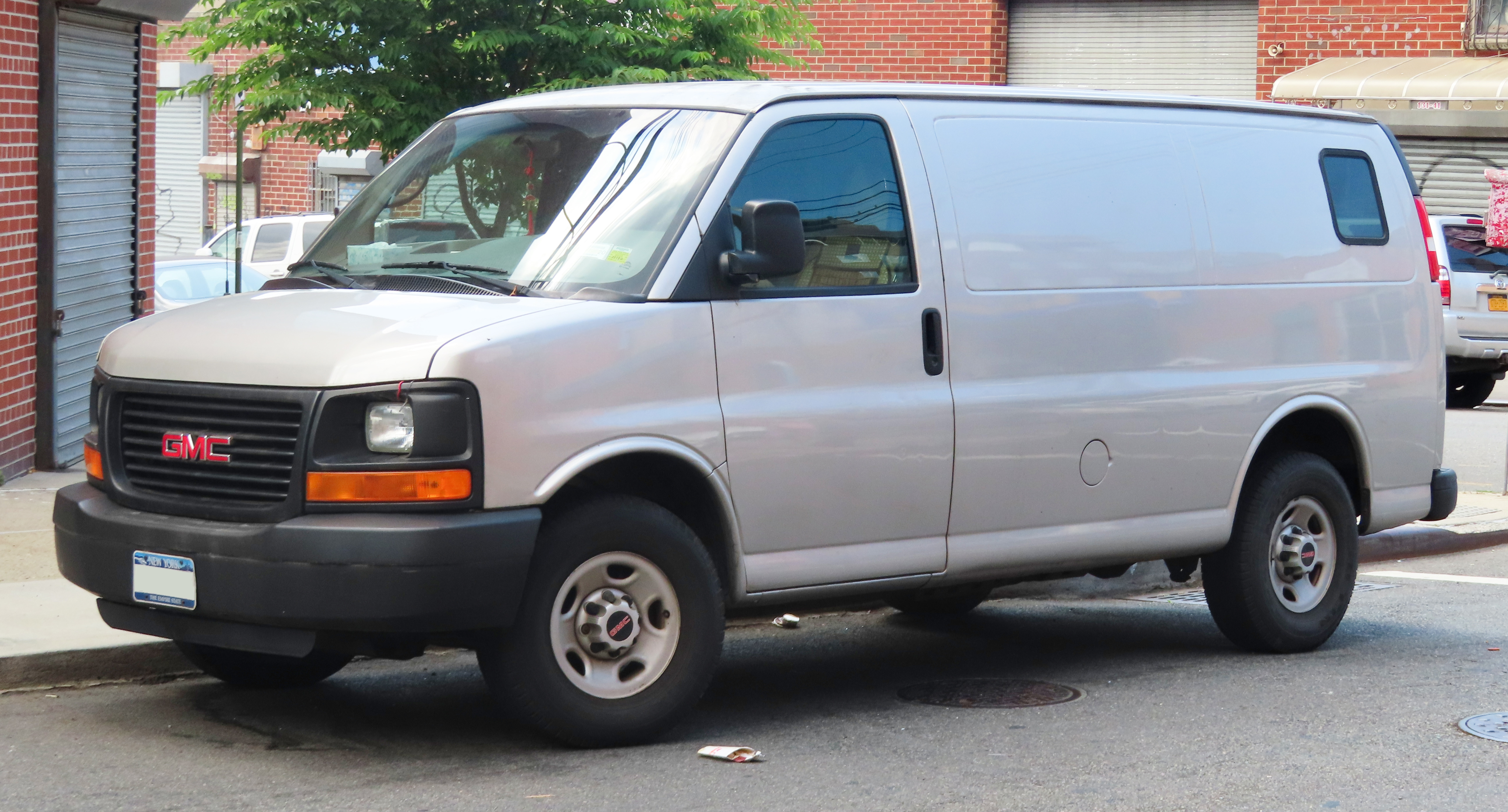 2007 gmc savana