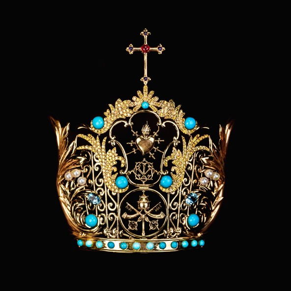 File:2018 Canonical Crown of Our Lady of Solitude of Porta Vaga.jpg