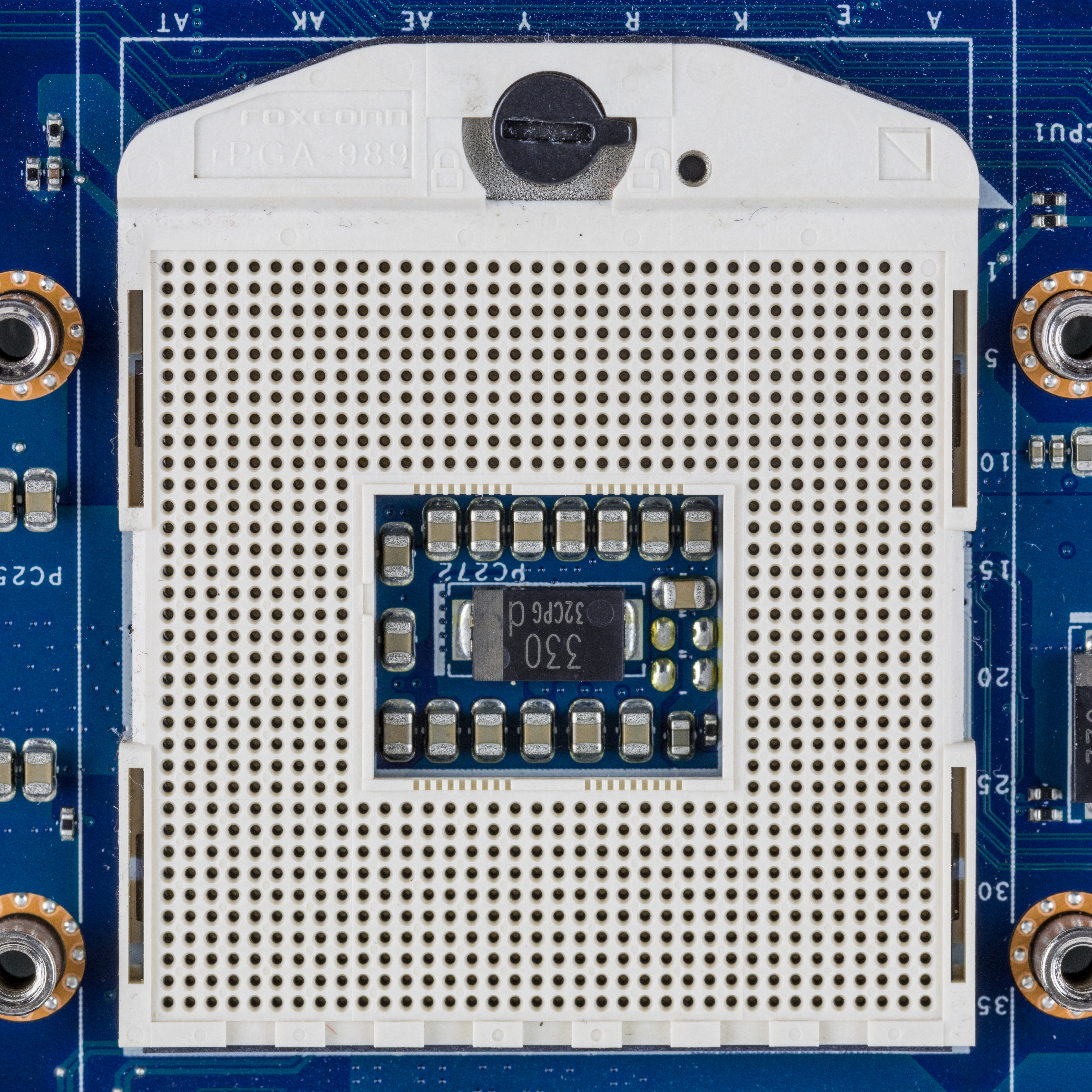 8 MB Cache-Speicher PGA988 Socket Intel Core i7 3820QM Mobil 4 Kerne 8 Threads 2.7 GHz 