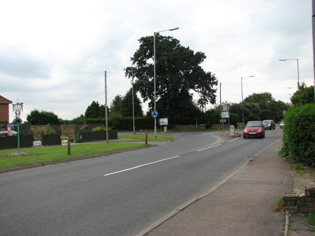 File:Approach to A1151 (Norwich Road)-B1140 (Salhouse Road) roundabout - geograph.org.uk - 549533.jpg