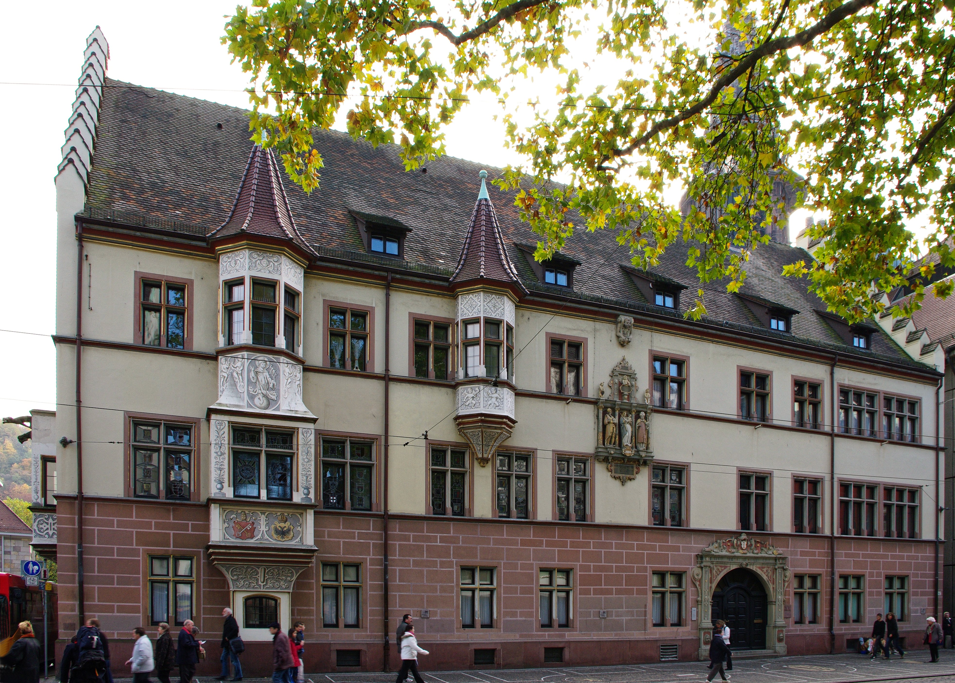 File Basler Hof Freiburg 3366.jpg Wikimedia Commons